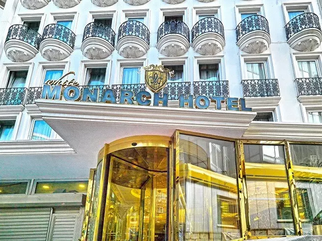 وایت مونارچ